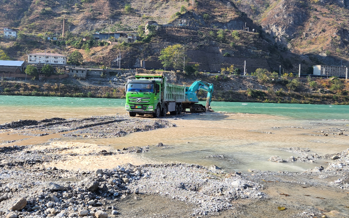 绿色转型，效益飞跃 | 四川客户点赞徐工新能源自卸车